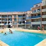 Agence Jf Immo-t2 Rdc Terrasse Parking Et Piscine A 50 M Plage-v0743 Apartment *