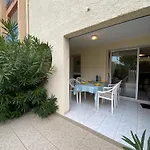Apartment Agence Jf Immo-t2 Rdc Terrasse Parking Et Piscine A 50 M Plage-v0743 Vias